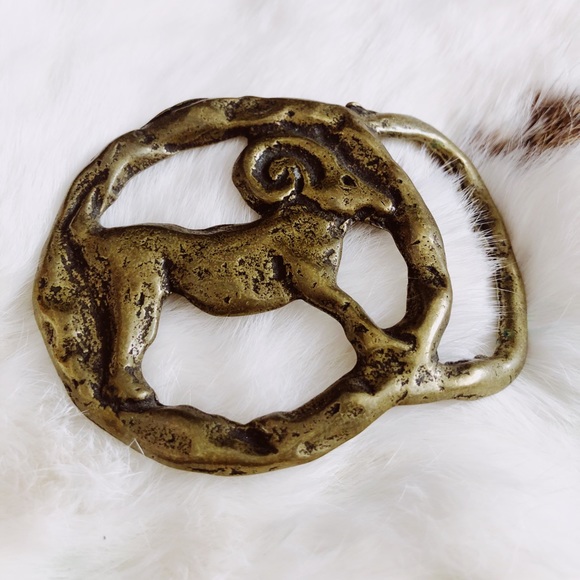 Vintage 70s Brass Aries Buckle / Aries Zodiac / Brutalist Brass Buckle - Picture 3 of 4